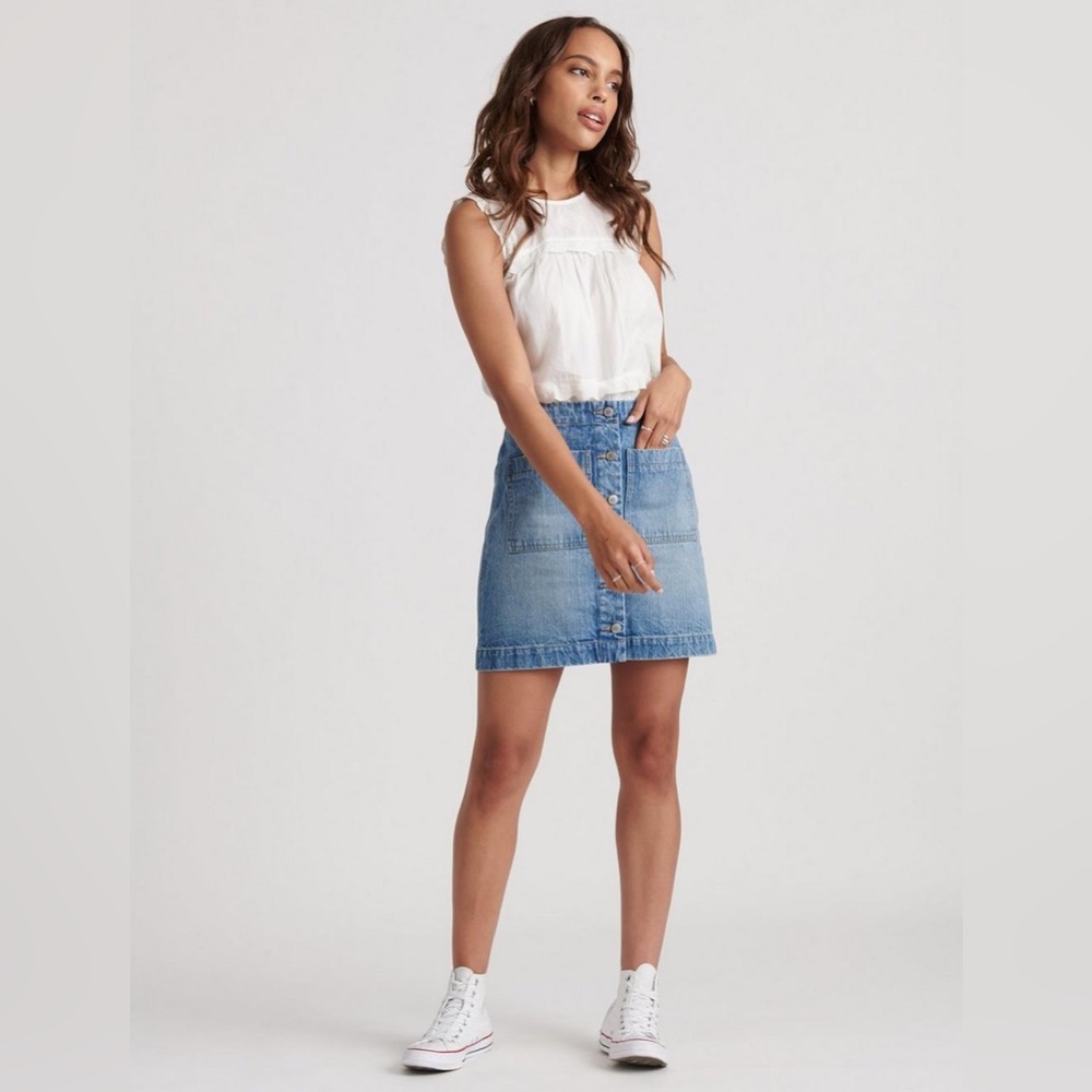 Lucky Brand Denim Button Front Mini Skirt size 6/28 Front Pockets